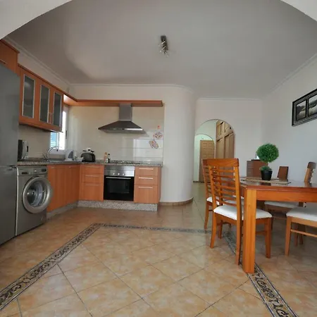 Esmeralda 31 Wifi * Callao Salvaje