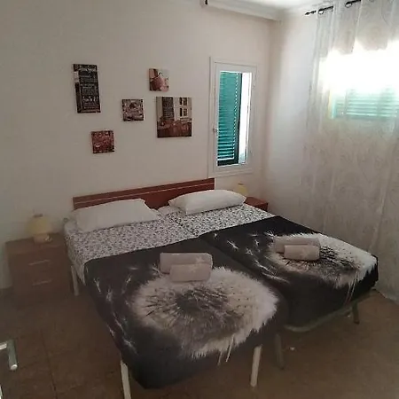 Esmeralda 31 Wifi Apartmán